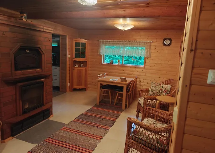 Merikarviantupa1 木屋 *